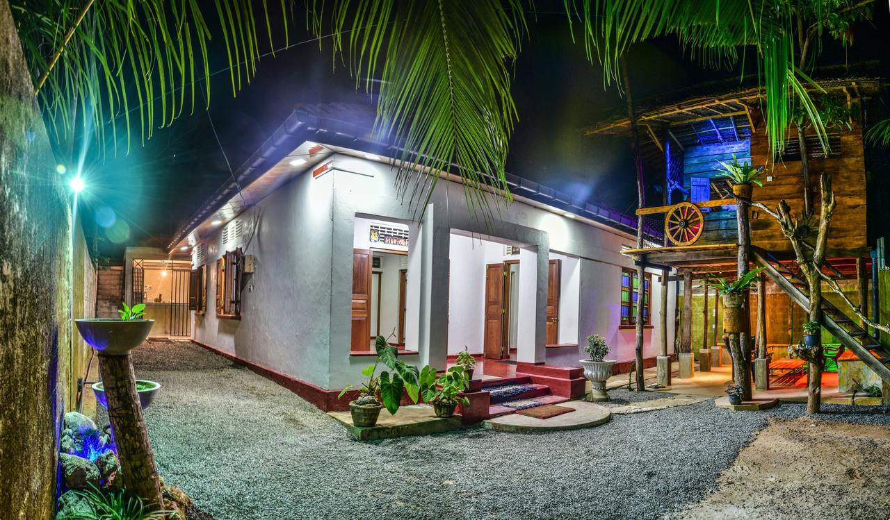 Sena'S Place Hikkaduwa Kültér fotó